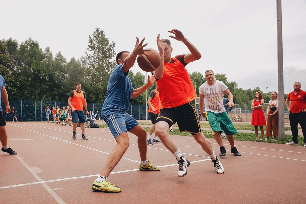 Вкладывая в спорт и развивая городскую инфраструктуру - Городская  общественно-политическая газета