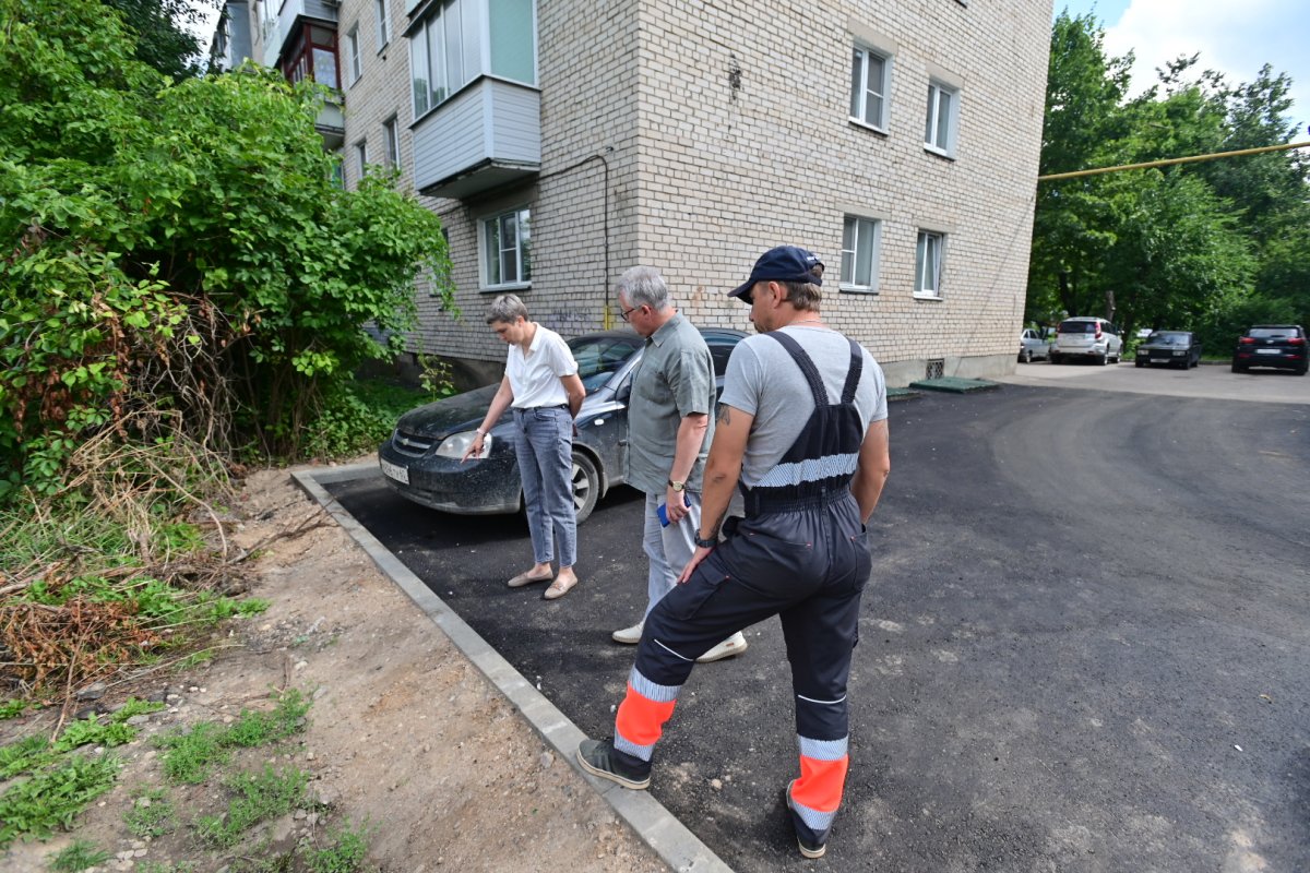 Въезд во двор приведен в надлежащее состояние - Городская  общественно-политическая газета